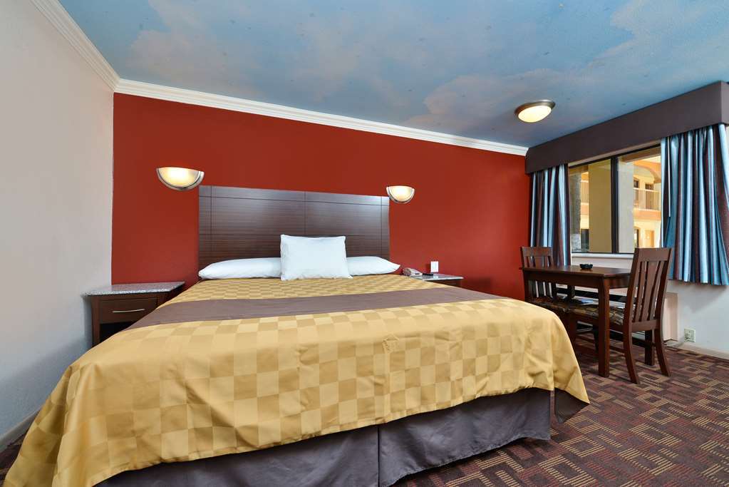 Americas Best Value Inn Houston Heights At I-45 Quarto foto